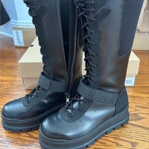 UGG Flynn Tall Zip Boots Leather Fabric Black sz 7